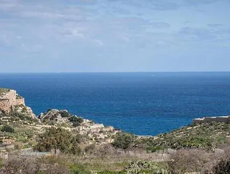 Lighthouse - Ta' Mikiel U Ta'marija Holiday home Qala