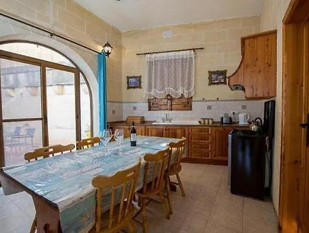 Lighthouse - Ta' Mikiel U Ta'marija Holiday home